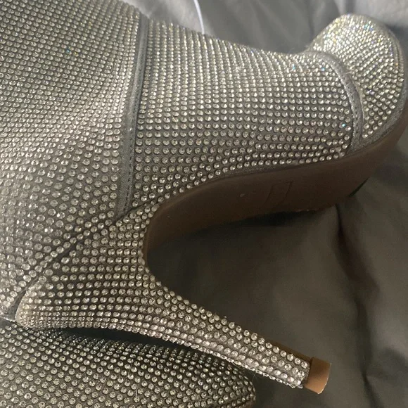 Rhinestone zip up above ankle heeled boots - Picture 3 of 4